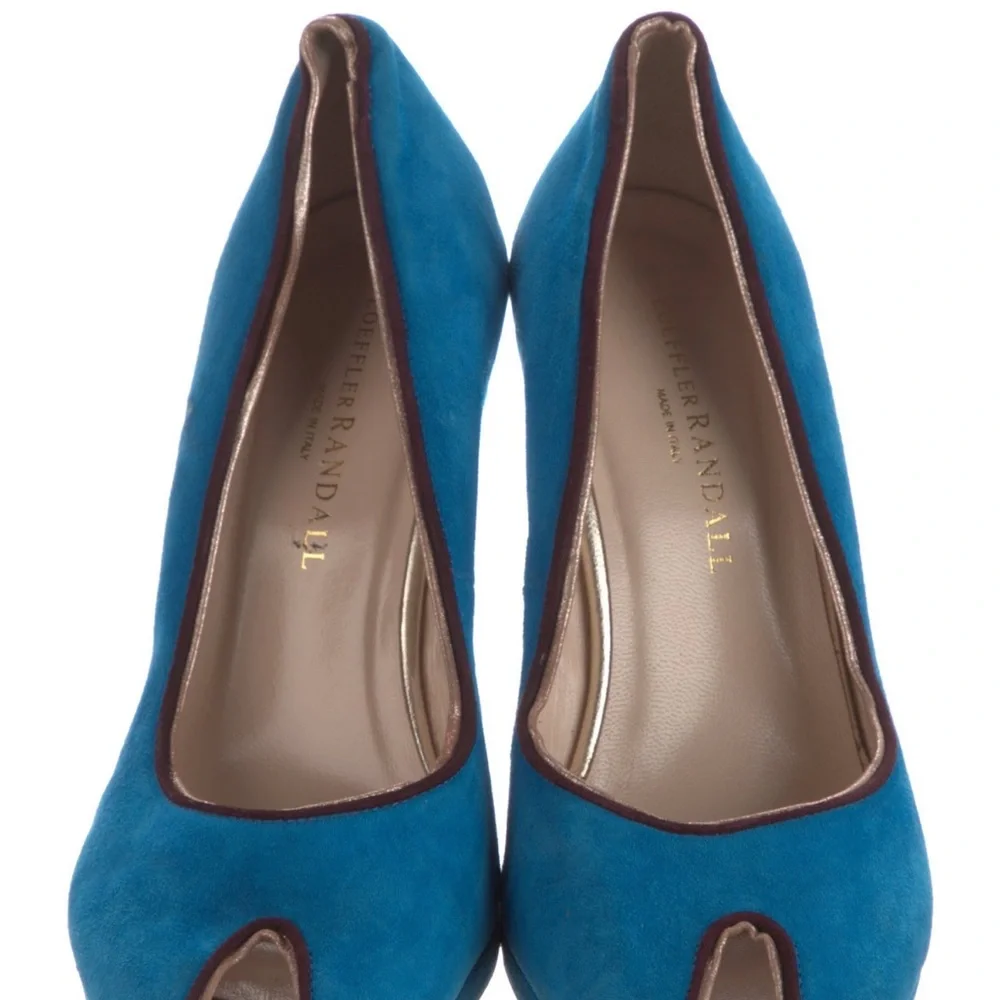 Loeffler Randall reposhing this